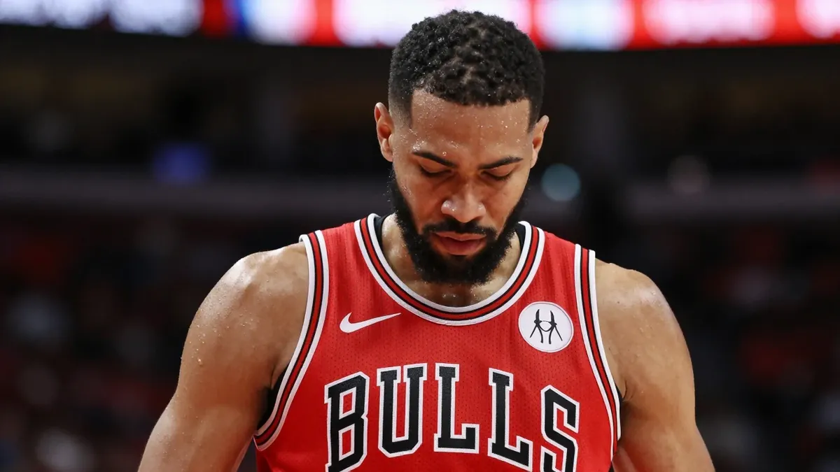 Chicago Bulls lost 149-128 to Dallas Mavericks on April 13, 2026, dropping to 2W-3L in last five games as front office...